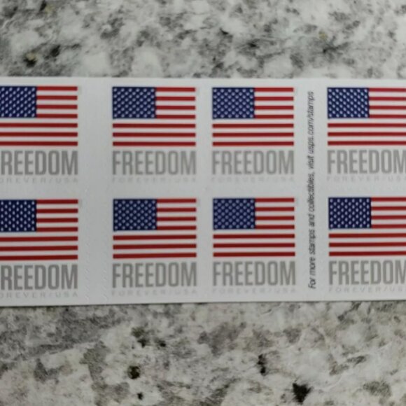 2023 USA Forever U.S. Flag - Booklet of 1000 Mint Stamps - Picture 2 of 3